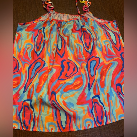 Colorful Abstract Pattern Tank Top - Picture 2 of 2